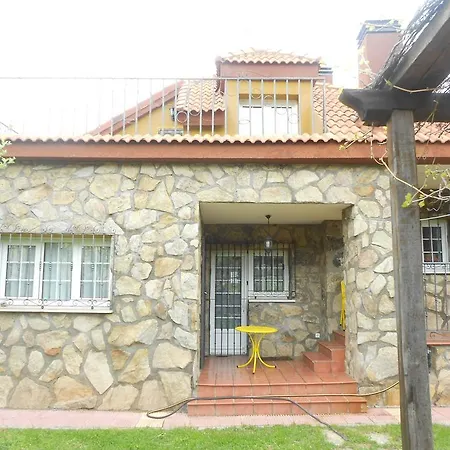 Holiday home En Casa De Carlos Ortigosa del Monte